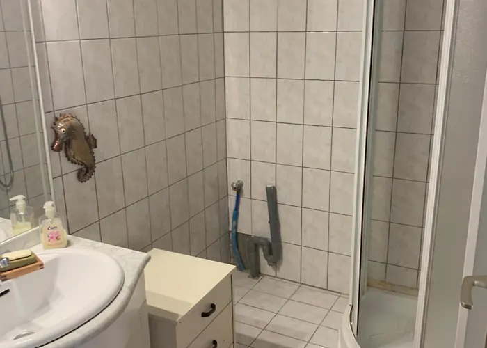 T5 Centre Port Cap D Et Piscine Appartamento